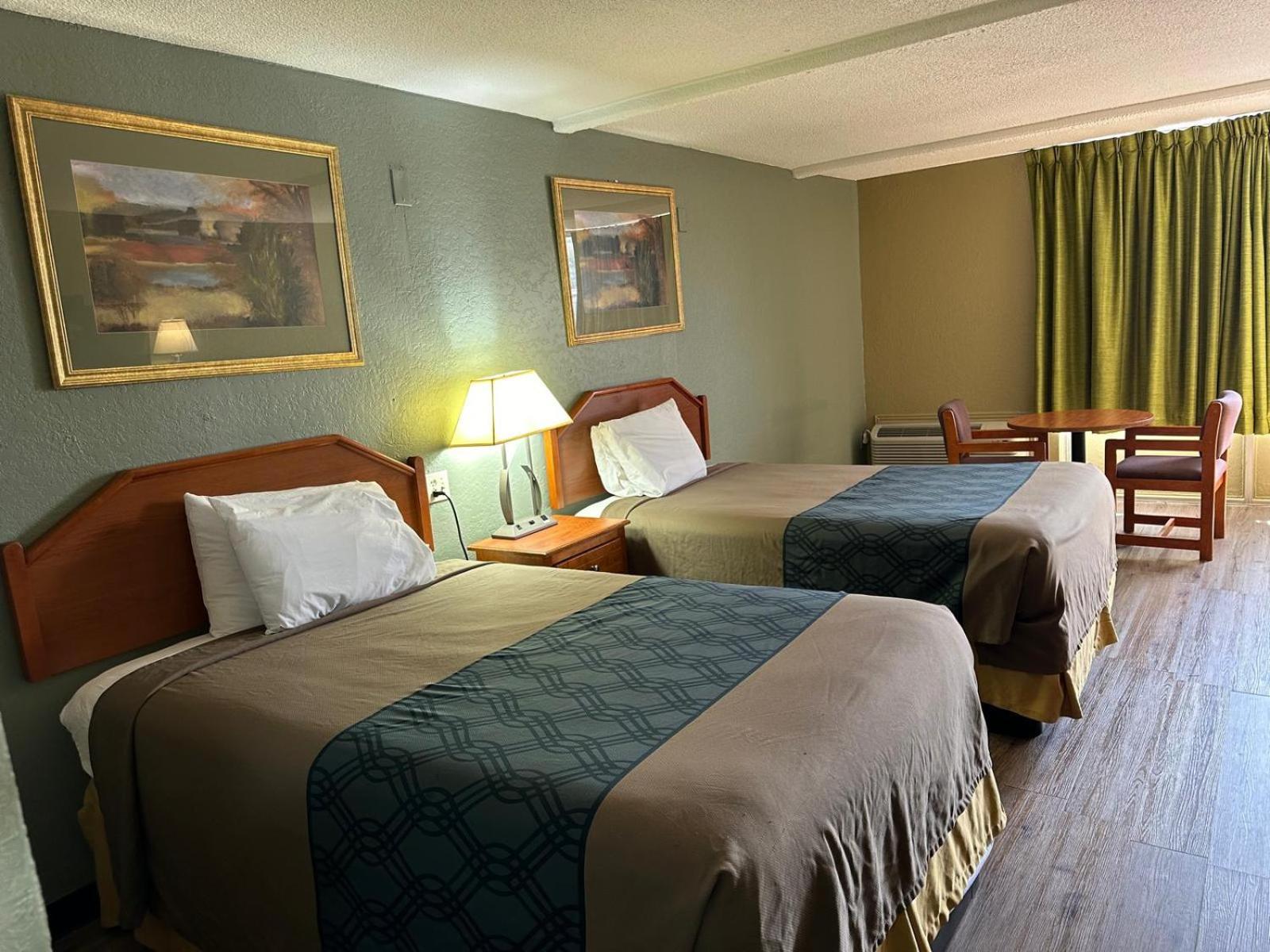 Rodeway Inn Stone Mountain Tucker Bagian luar foto