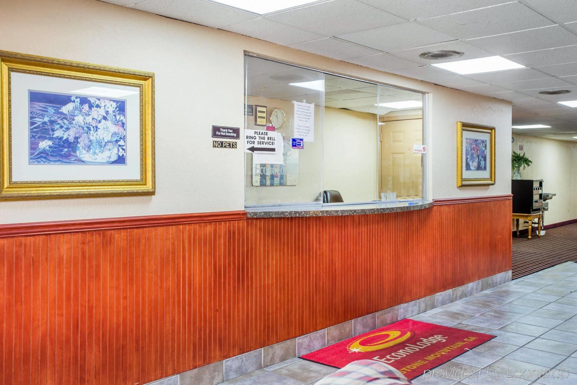 Rodeway Inn Stone Mountain Tucker Bagian luar foto